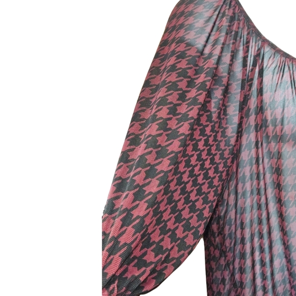 EMBER Plus Size Women's Burgundy Black Sheer Houndstooth Print Tie Front Blouse - Picture 6 of 13